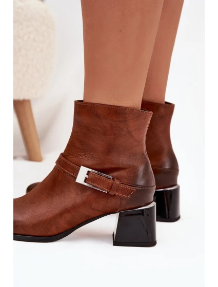 Dámské botky Zazoo – kožené, na podpatku s přezkou, hnědé Dámské botky Zazoo – kožené, na podpatku s přezkou, hnědé