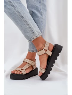 Zdobené sandály na platformě béžové model 21684501 - Boto