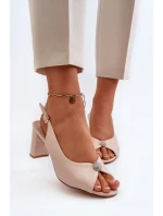 Elegantní sandály na vysokém podpatku se zdobením, béžová Trasea Elegantní sandály na vysokém podpatku se zdobením, béžová Trasea