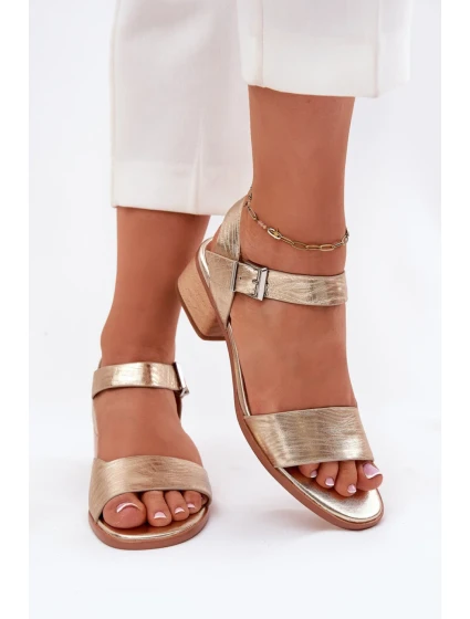 Sandály na podpatku  model 213021 Step in style