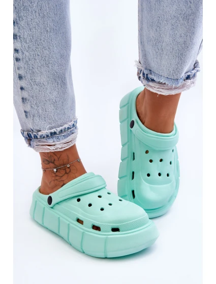 Dámská platforma Crocs model 21624958 - Boto Dámská platforma Crocs model 21624958 - Boto