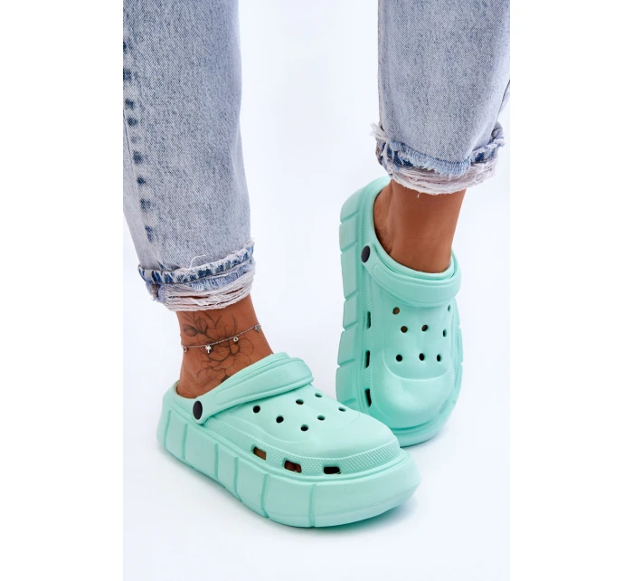 Dámská platforma Crocs model 21624958 - Boto Dámská platforma Crocs model 21624958 - Boto