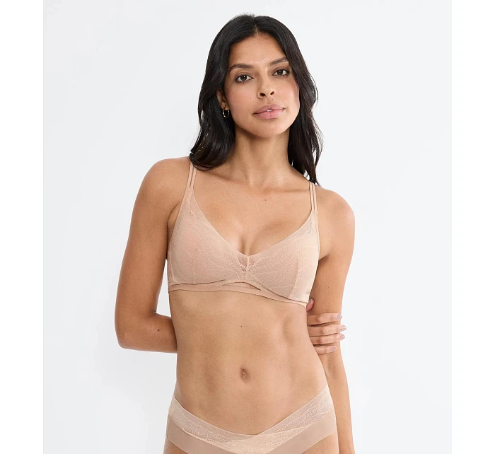 Breathe & Lift Smart PU  BEIGE  BEIGE  model 22065701 - Triumph