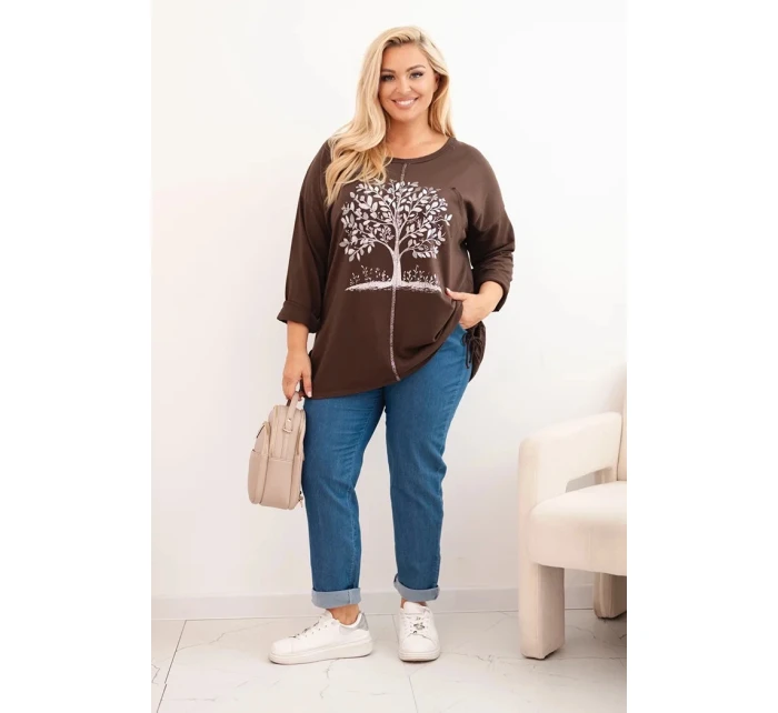 Dámská plus size bavlněná blůza s potiskem model 21321832 hnědá - K-Fashion Dámská plus size bavlněná blůza s potiskem model 21321832 hnědá - K-Fashion