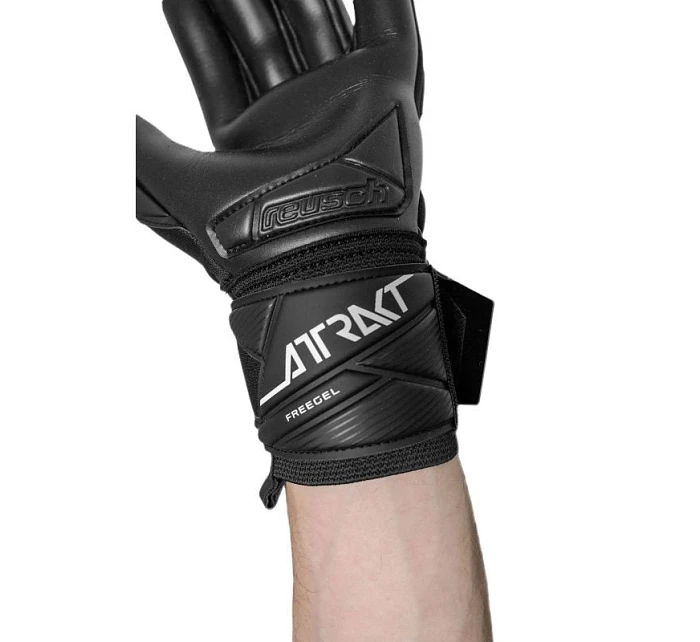 Brankářské rukavice Attrakt Freegel Infinity Black model 22059164 - WD Brankářské rukavice Attrakt Freegel Infinity Black model 22059164 - WD