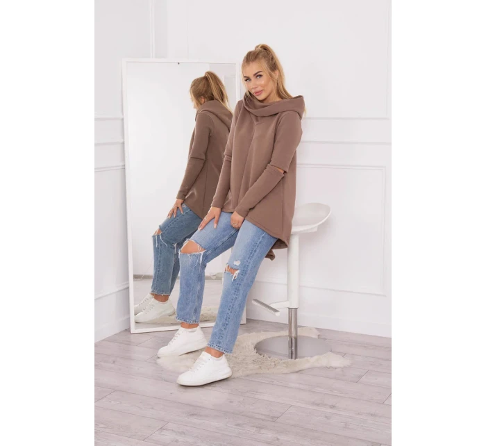 Zateplená mikina s delší zadní částí mocca