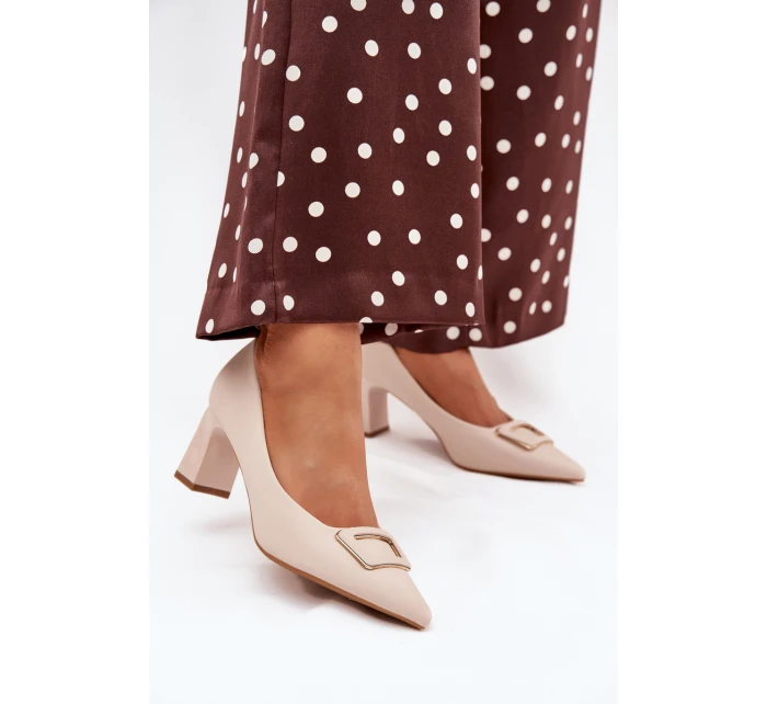 Dámské lodičky na širokém podpatku s ozdobnou sponou Seriva – béžové