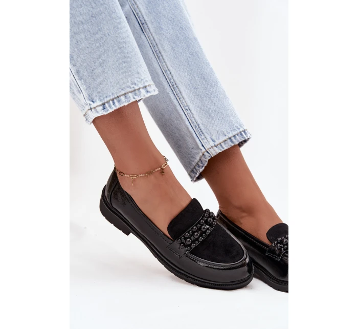 Lakované dámské mokasíny s korálky S.Barski – černé Lakované dámské mokasíny s korálky S.Barski – černé