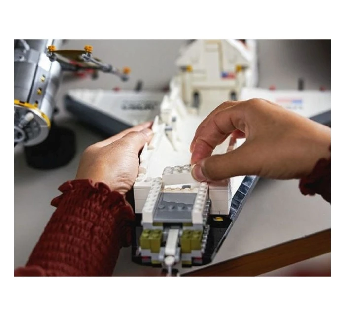 LEGO Ikony 10283 Raketoplán NASA Discovery