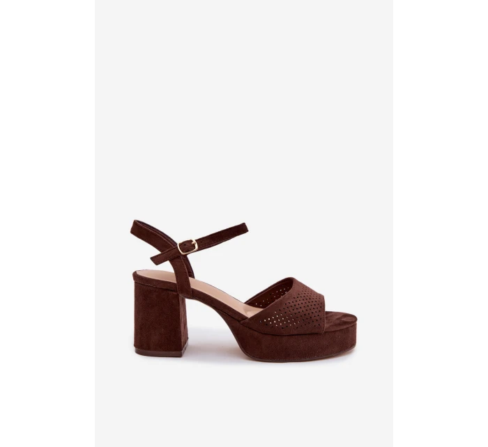 Dámské sandály na podpatku z eko semiše čokoládové Iserelle