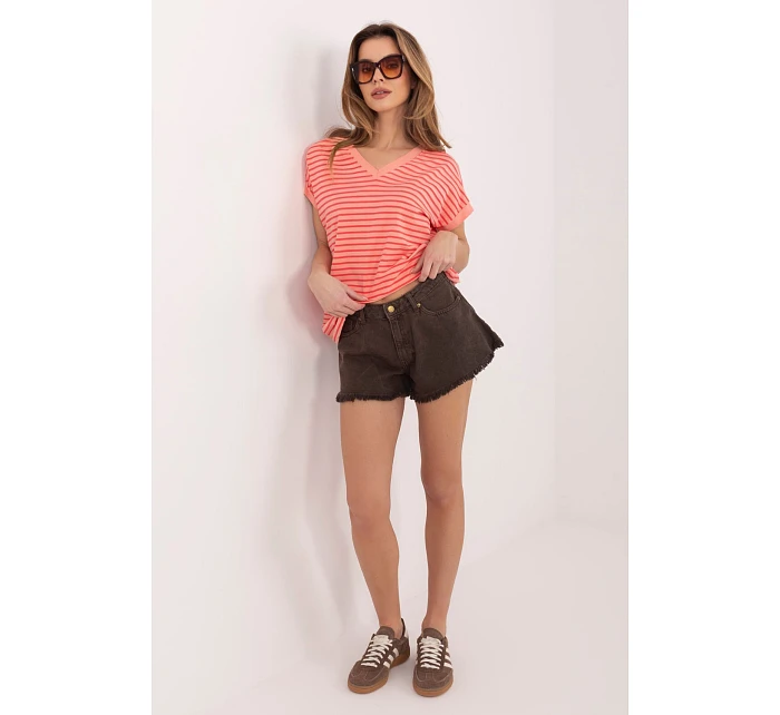 T-shirt model 225464 Relevance