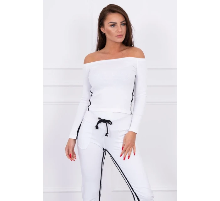 Sada s dvojitými pruhy bílé barvy