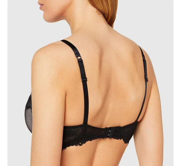 Podprsenka push-up Lace Spotlight WHU01 - Triumph