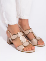 Praktické hnědé dámské  sandály na širokém podpatku