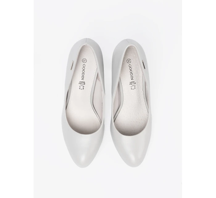 Luxusní šedo-stříbrné  lodičky dámské na širokém podpatku