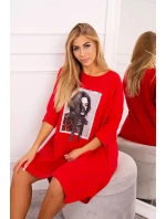 Šaty s potiskem a rozšířenou spodní částí červené Šaty s potiskem a rozšířenou spodní částí červené