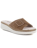 Dámské kožené žabky na platformě hnědé model 22097148 - S.Barski