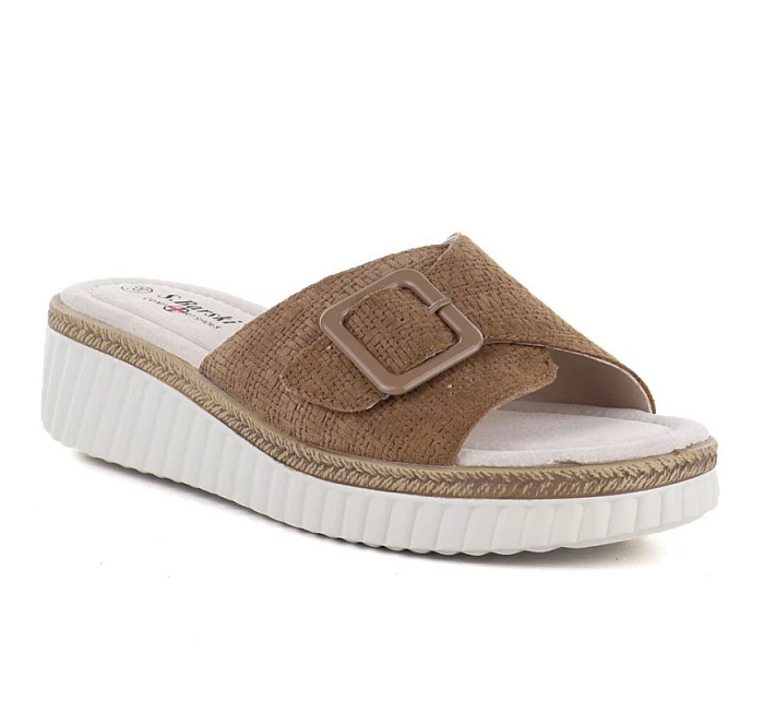 Dámské kožené žabky na platformě hnědé model 22097148 - S.Barski