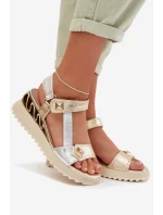 Kožené dámské sandály na platformě model 22028036 Zlaté - D&A