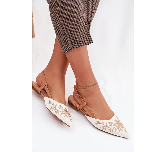 Dámské sandály s výšivkou na ploché Camel Grelia Dámské sandály s výšivkou na ploché Camel Grelia