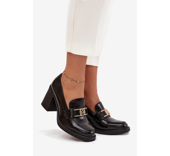 Dámské polobotky na podpatku se zlatým detailem černé model 21710793 - Boto