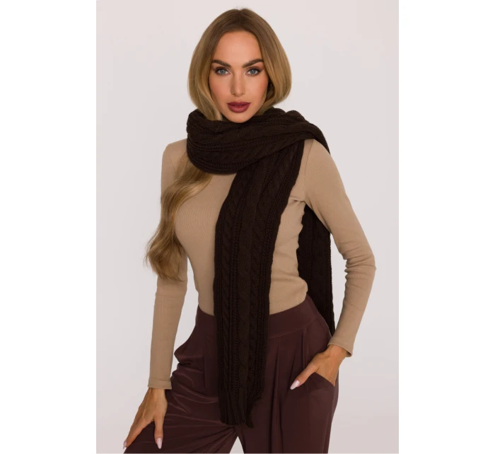 Šála  model 219542 Moe