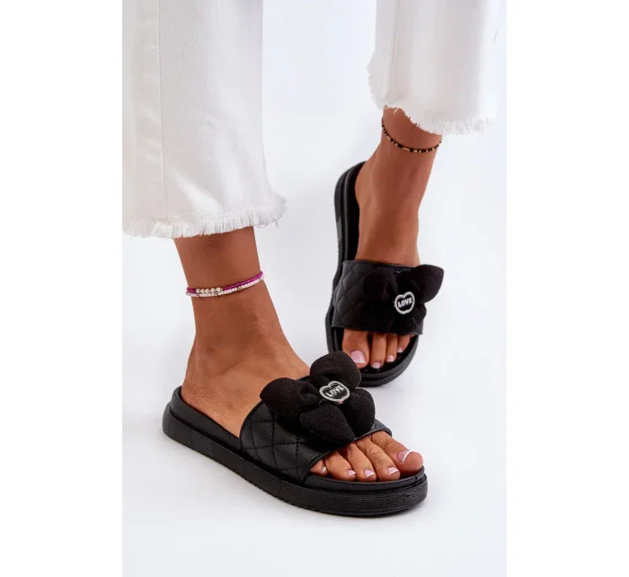 Dámské pantofle se zdobením na nízké platformě, černá cedrella Dámské pantofle se zdobením na nízké platformě, černá cedrella