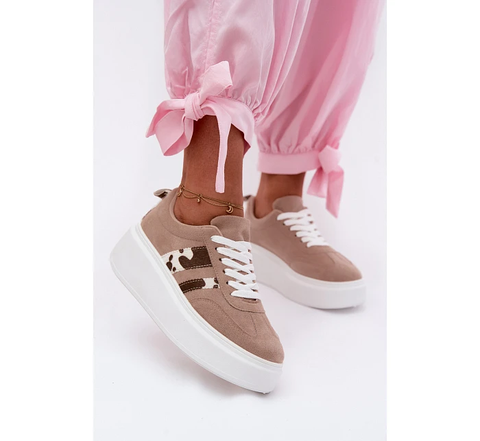 Dámské Tenisky na Masivní Platformě s Umělou Semišovou Nášivkou Béžové Averin