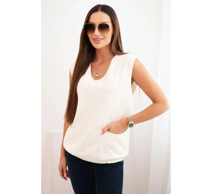 Dámský viskózový svetr bez rukávů s kapsami a V výstřihem ecru
