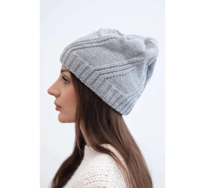 Dámská zimní vlněná čepice s ozdobnými krystalky K399 černá