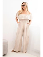 Dámský overal Plus Size s volánem a krátkým rukávem béžový