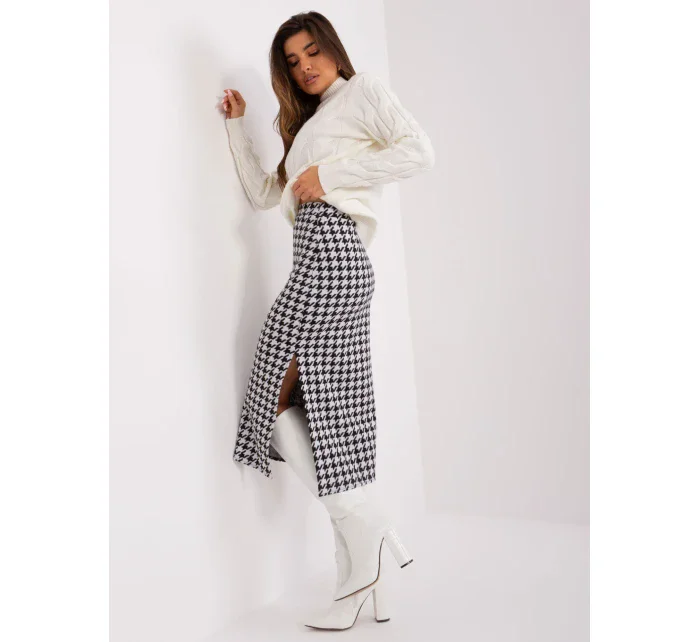 Sukně LK SD 509400 1.09P bílá a černá