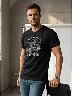 Tshirt męski z nadrukiem czarny model 22170632 - FashionStreet Tshirt męski z nadrukiem czarny model 22170632 - FashionStreet