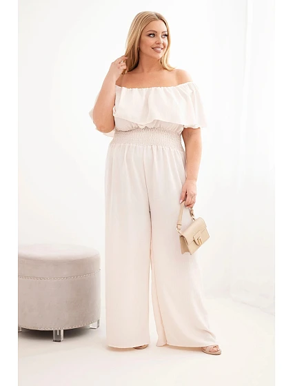 Dámská kombinéza Plus Size s bardot výstřihem, volánem a širokými nohavicemi béžový