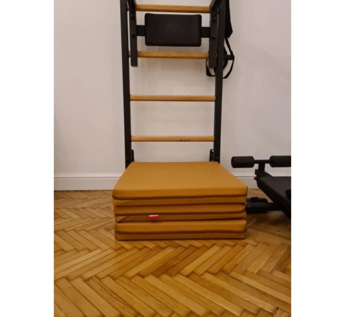 SKLÁDACÍ GYMNASTICKÁ MATRACE HNĚDÁ 180CM BENCHK SKLÁDACÍ GYMNASTICKÁ MATRACE HNĚDÁ 180CM BENCHK