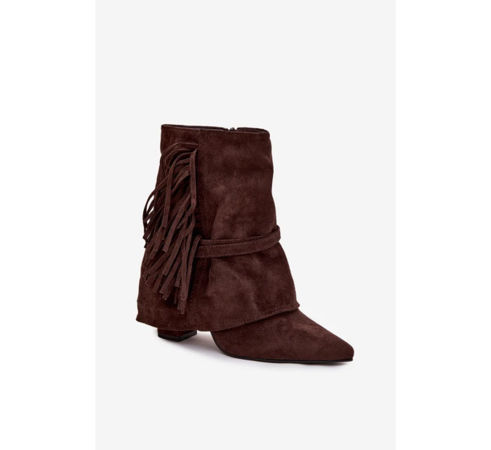 Dámské kotníkové boty na podpatku s třásněmi a zlatými přezkami čokoládové Evelisse Dámské kotníkové boty na podpatku s třásněmi a zlatými přezkami čokoládové Evelisse