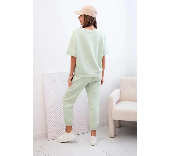 Dámský viskózový komplet s krátkým rukávem a nohavicemi světle mátová Dámský viskózový komplet s krátkým rukávem a nohavicemi světle mátová