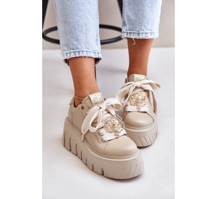 Dámské tenisky na masivní podrážce se zlatou ozdobou model 21672483 Béžové - CheBello