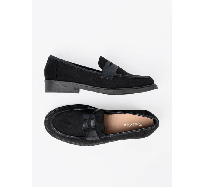 Zajímavé dámské černé  mokasíny bez podpatku