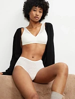 TRIUMPH Signature Sheer - Maxi kalhotky s lichotivým krajkovým lemem Triumph