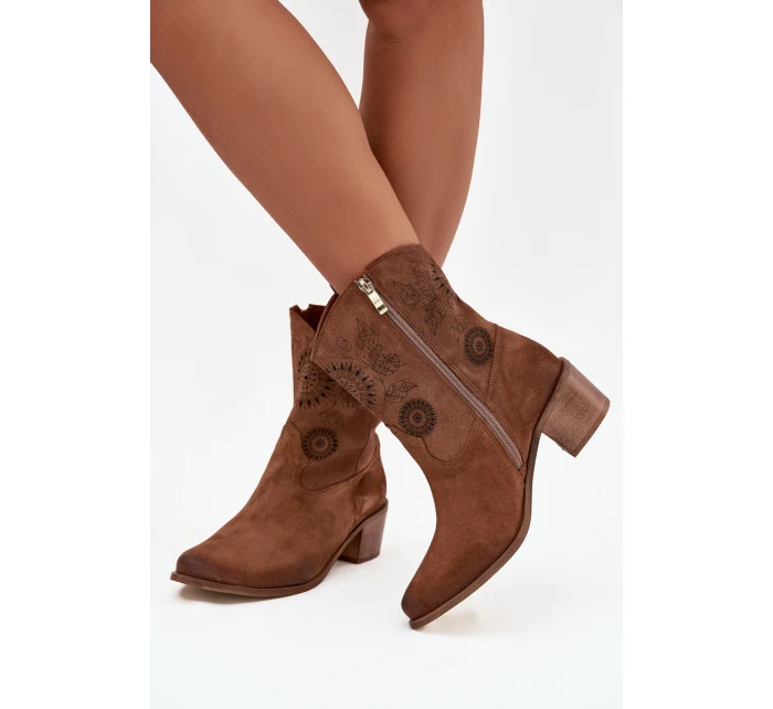 Semišové kožené dámské boty s výřezy na podpatku Zazoo 3844 hnědé Semišové kožené dámské boty s výřezy na podpatku Zazoo 3844 hnědé