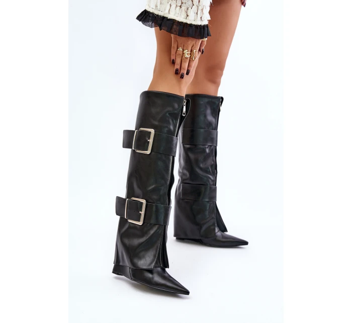 Kozačky ke kolenům na klínu s ohrnutým svrškem a model 21677855 - Boto