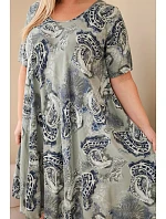 Dámské viskózové šaty Plus Size s krátkým rukávem a model 22043104 střihem khaki - K-Fashion