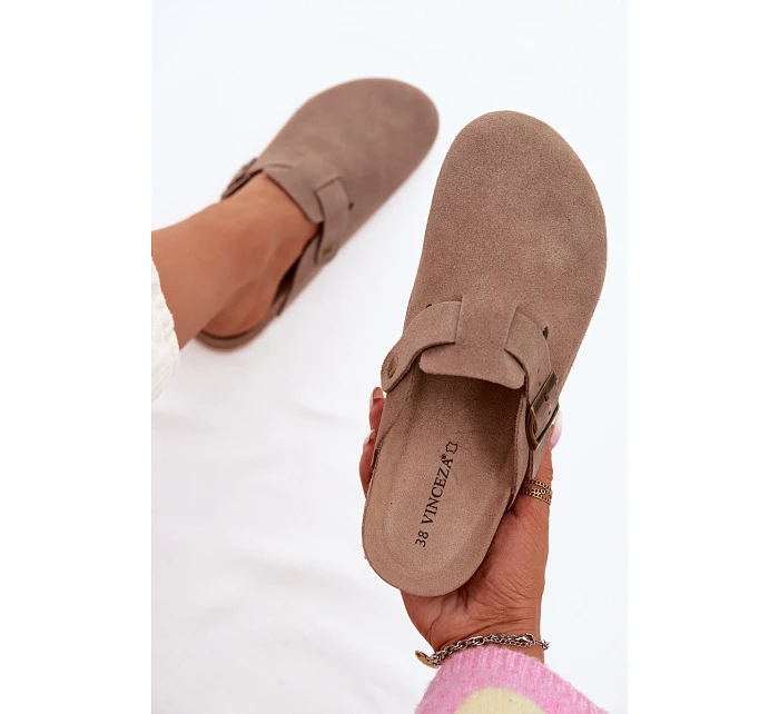 Dámské pantofle Chodaki Z Přírodního Semiše Vinceza 101332 Tmavě Béžové