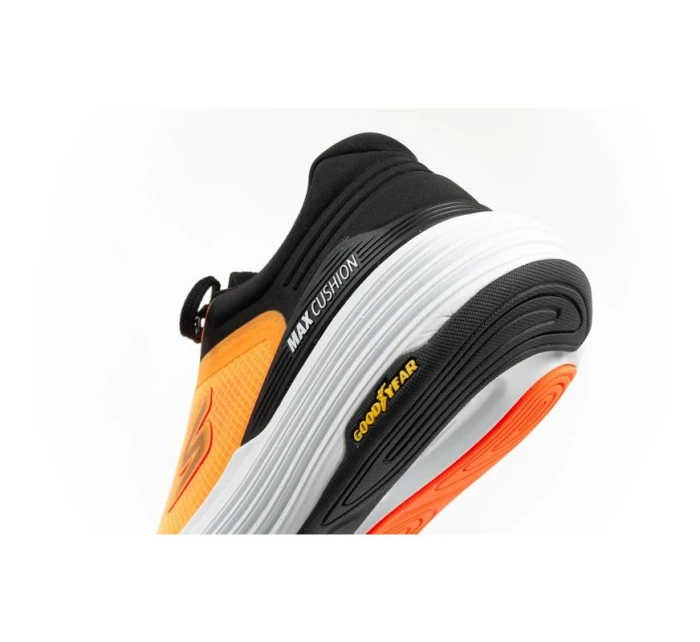 Běžecká obuv Skechers Max Cushioning M 220932/ORBK