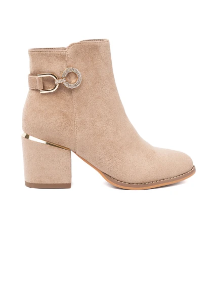 Zajímavé kotníčkové boty hnědé dámské na širokém podpatku Zajímavé kotníčkové boty hnědé dámské na širokém podpatku