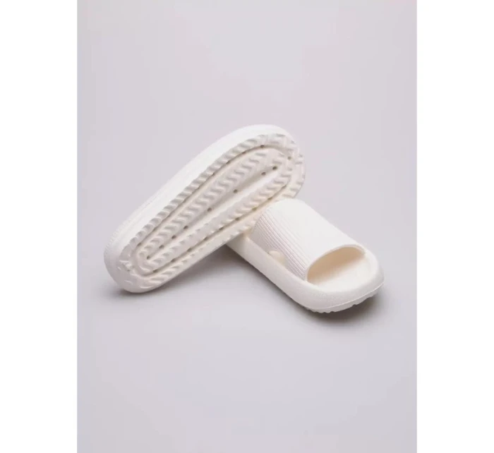 Dámské pěnové žabky na model 21811947 - Outhorn Dámské pěnové žabky na model 21811947 - Outhorn