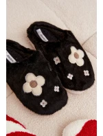 Dámské papuče s kožíškem a květinkami – černé Selinne Dámské papuče s kožíškem a květinkami – černé Selinne