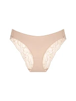 BODY MAKE-UP ILLUSION LACE – Tai kalhotky s krajkou a termo úpravou Triumph