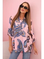 Dámská bavlněná blůza s ozdobným potiskem a ohrnutými rukávy model 21199807 růžová - K-Fashion